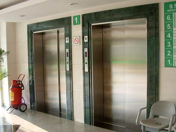 洛陽醫(yī)用電梯價格